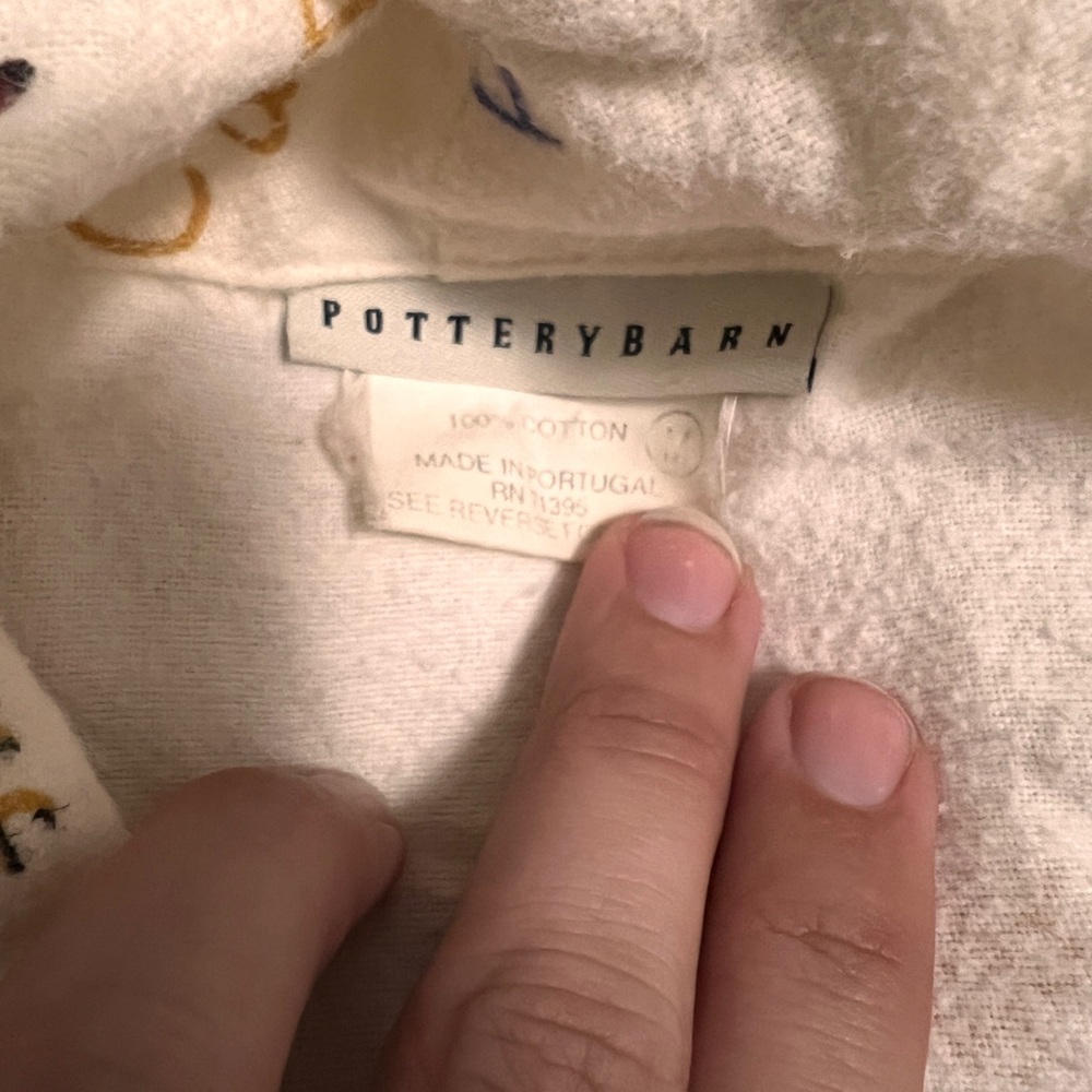 Pottery Barn Reindeer Christmas White Robe with Sash [VINTAGE] - Picture 3 of 3